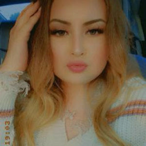 Meet your Posher, Alissa